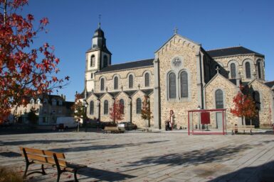 Eglise Saint-Jean-Baptiste de Saint-Jouan des Guérets